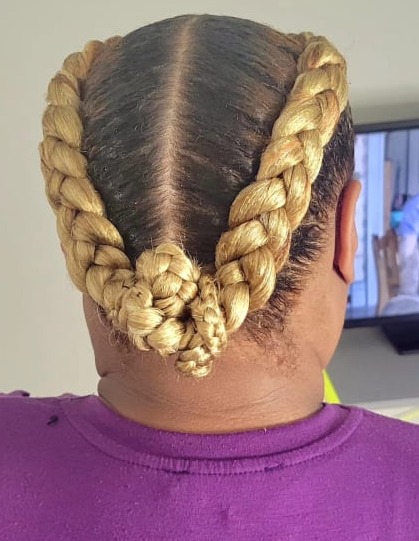 Feed in cornrow